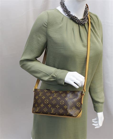 louis vuitton monogram canvas trotteur